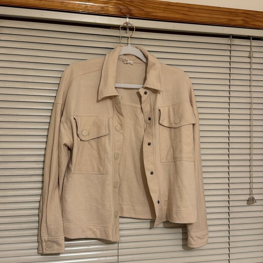 Cream shirt jacket